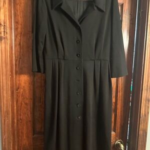 Badgley Mischka Elegant Black Button-Up Dress